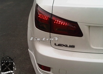 Фонари для Lexus IS, красные/тонированные