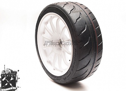 Шина Toyo Tires Proxes R888R Различные размеры R14/15/16/17/18/19/20