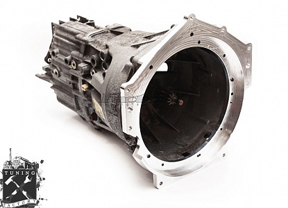 Tuning Factory Переходная пластина для стыковки двигателя GM LS с КПП BMW