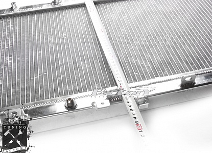 Алюминиевый радиатор для Subaru Legacy BL/BP, 26мм