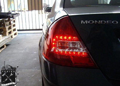 Фонари светодиодные для Ford Mondeo MK3, красные